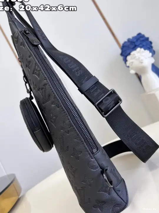 LOUIS VUITTON Slingbag Duo 0616
